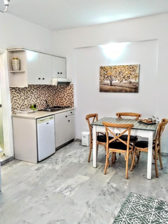 Idomeneas Apartments Сугия Екстериор снимка