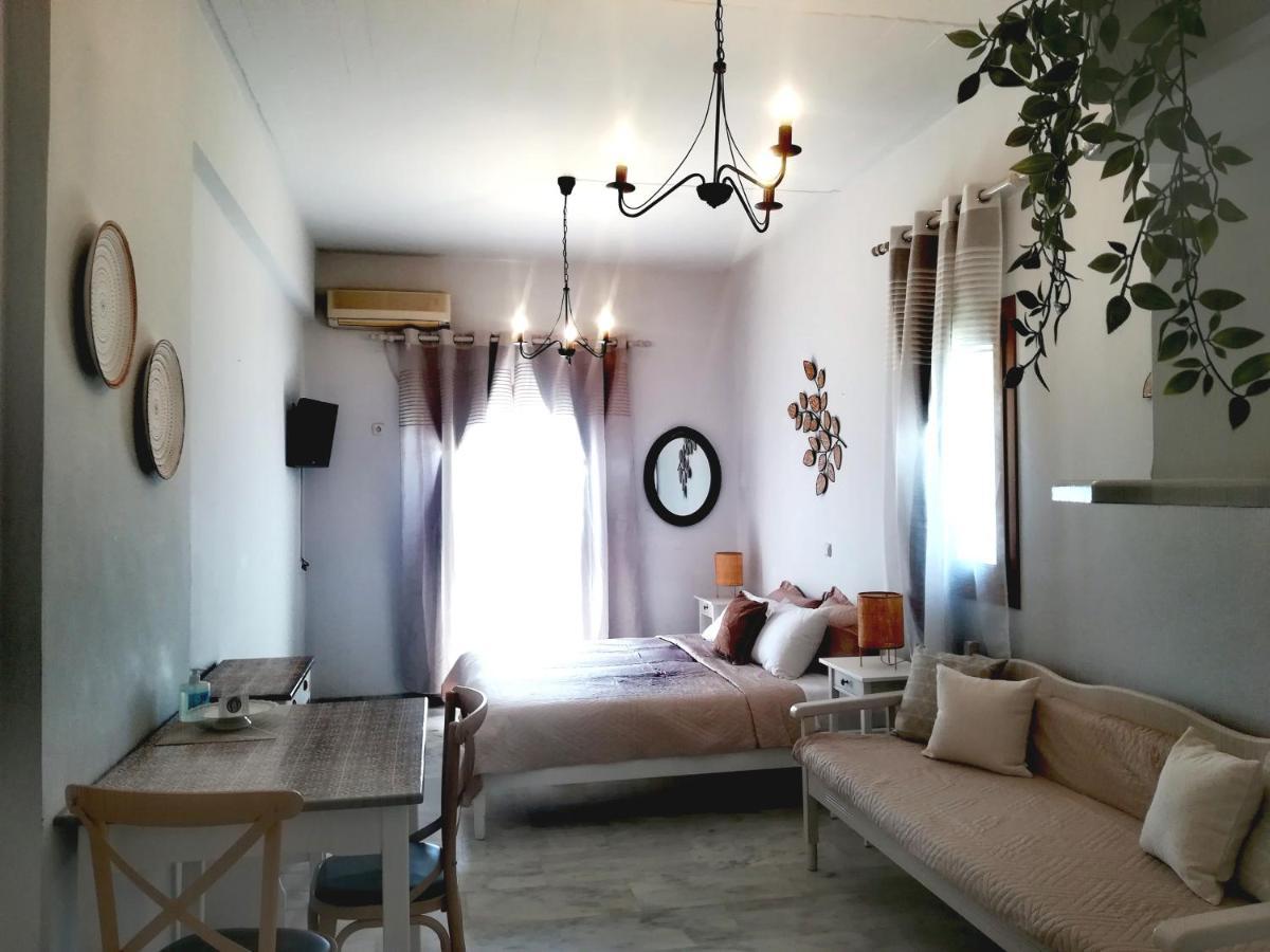 Idomeneas Apartments Сугия Екстериор снимка