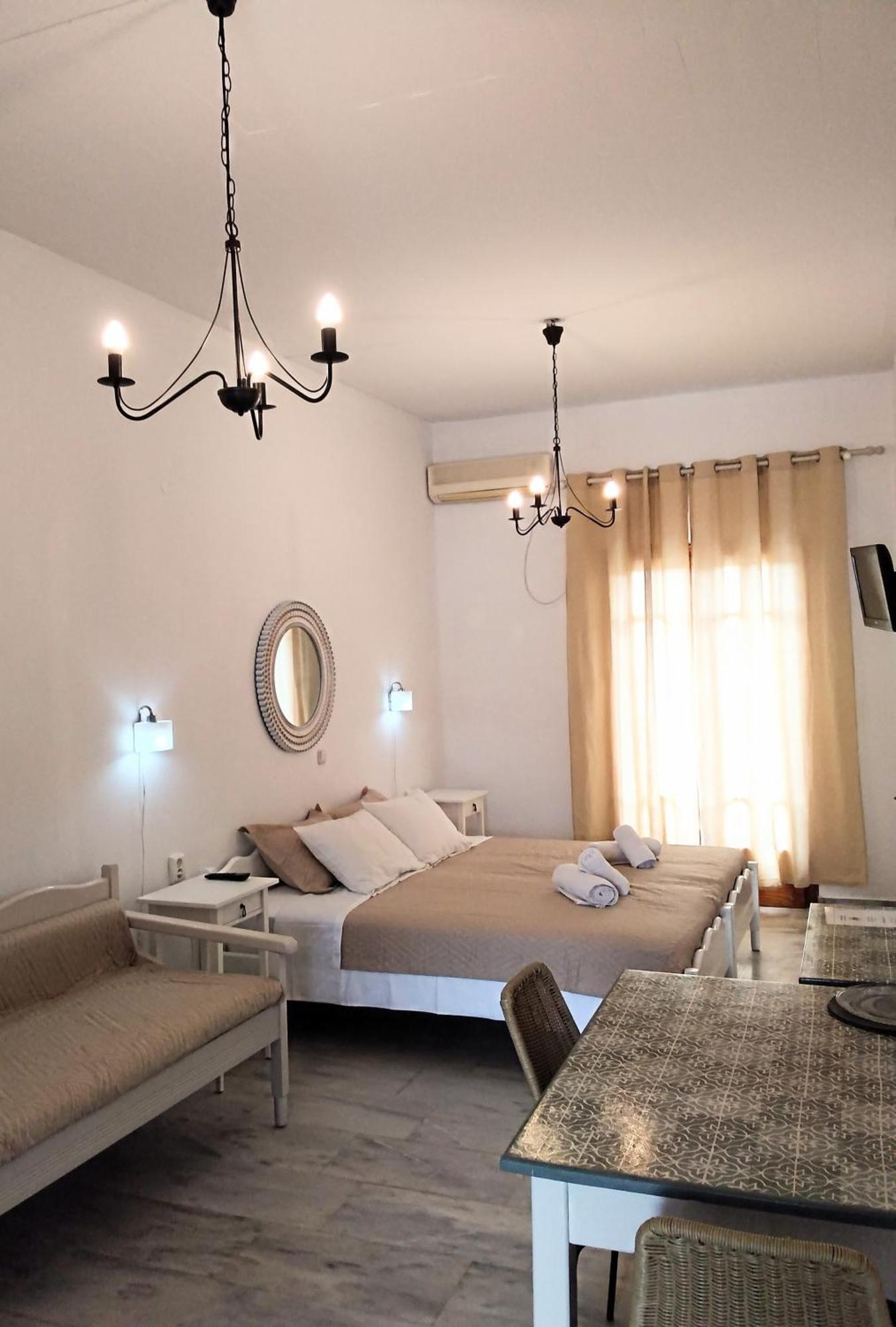 Idomeneas Apartments Сугия Стая снимка