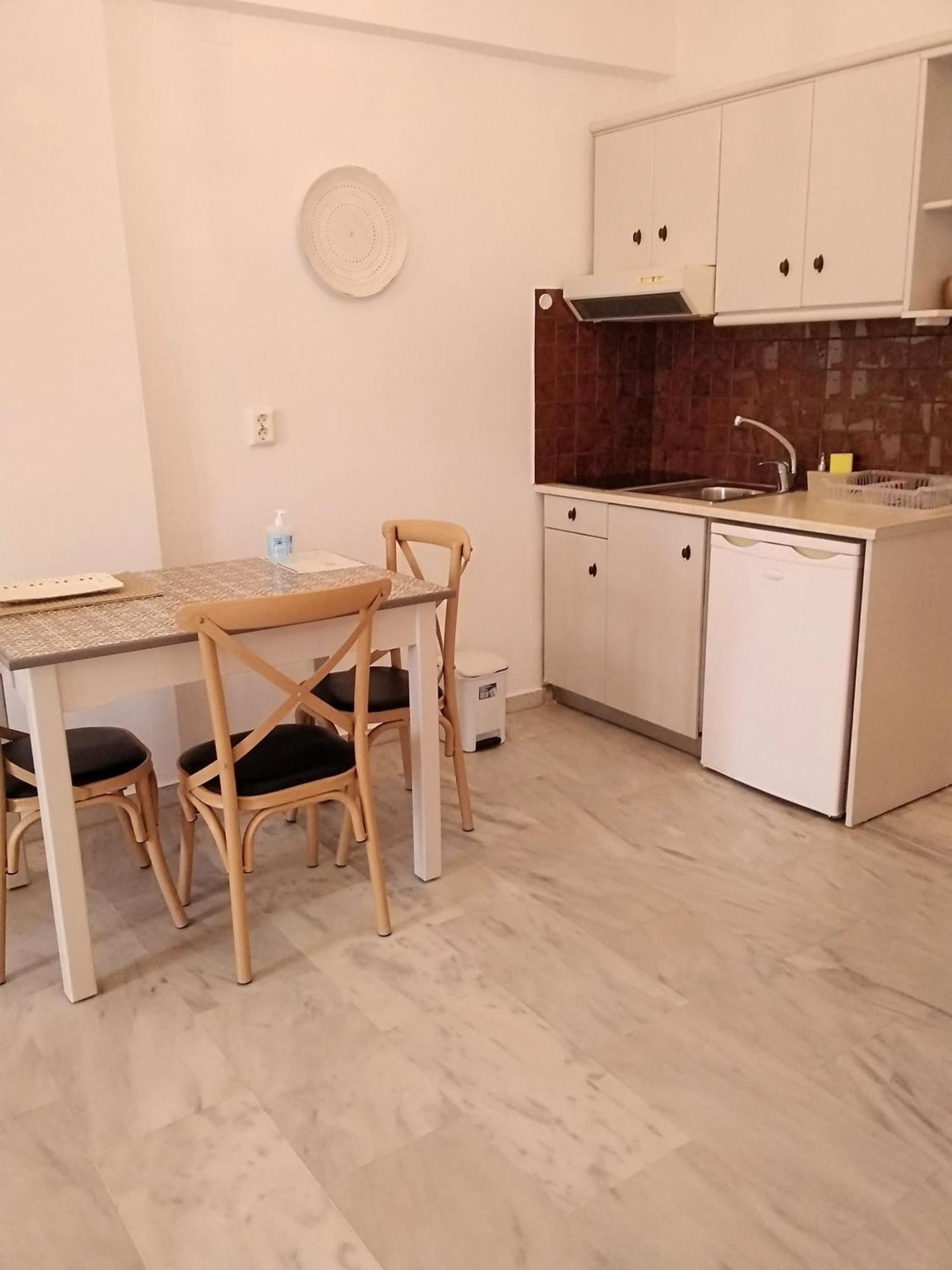 Idomeneas Apartments Сугия Стая снимка