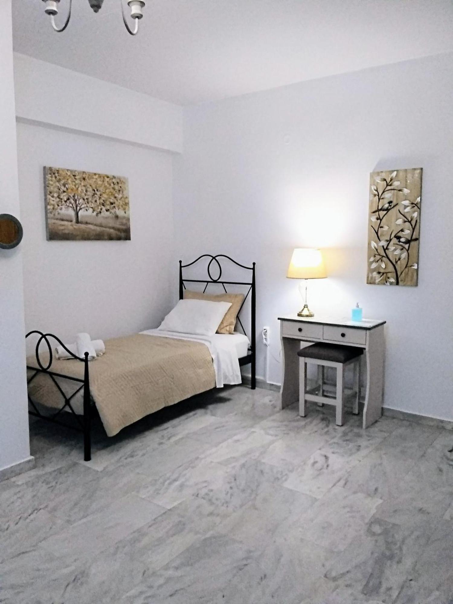 Idomeneas Apartments Сугия Стая снимка