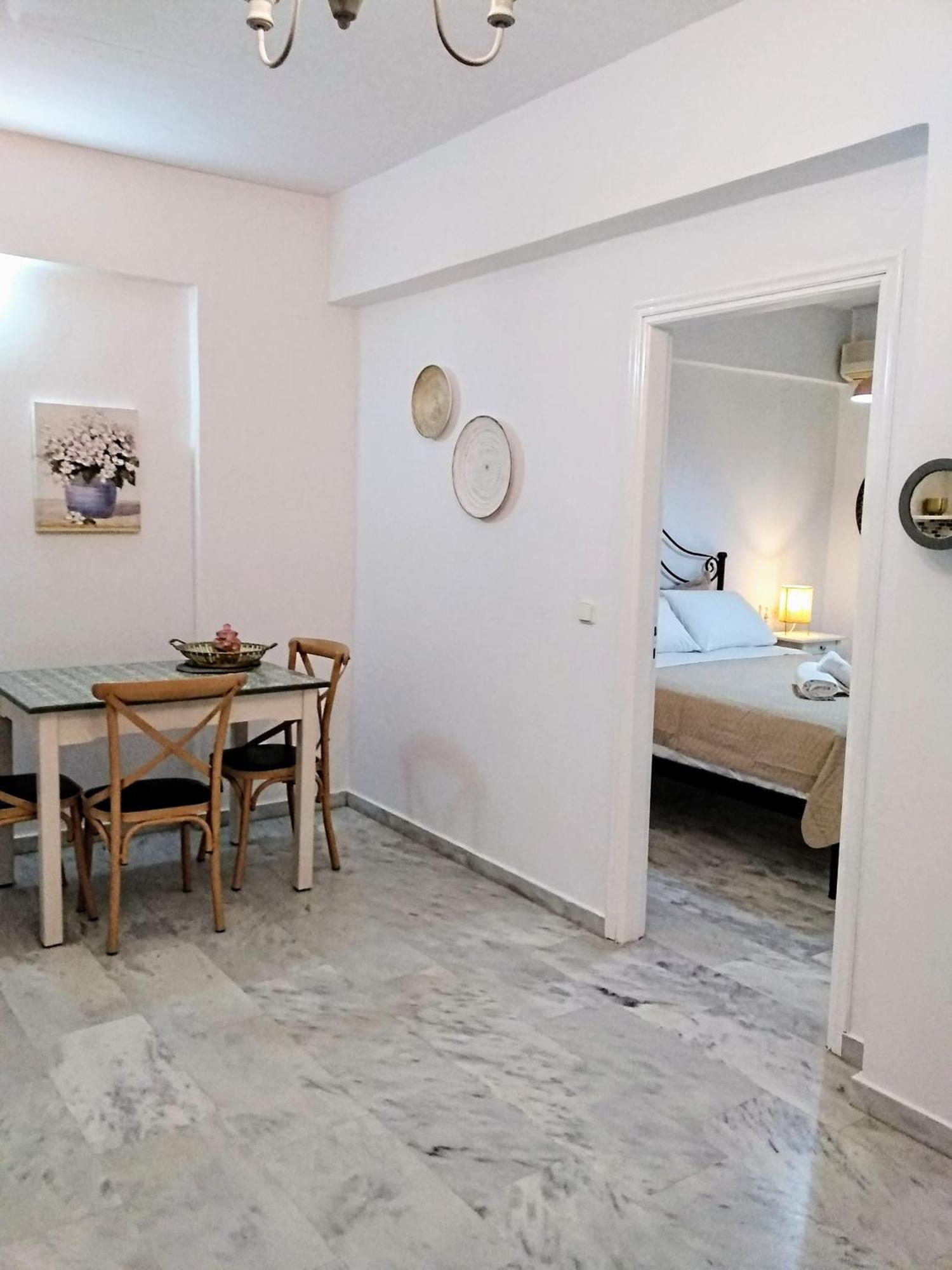 Idomeneas Apartments Сугия Екстериор снимка
