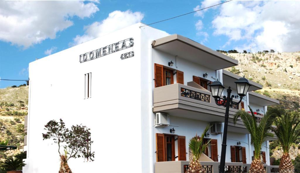 Idomeneas Apartments Сугия Екстериор снимка